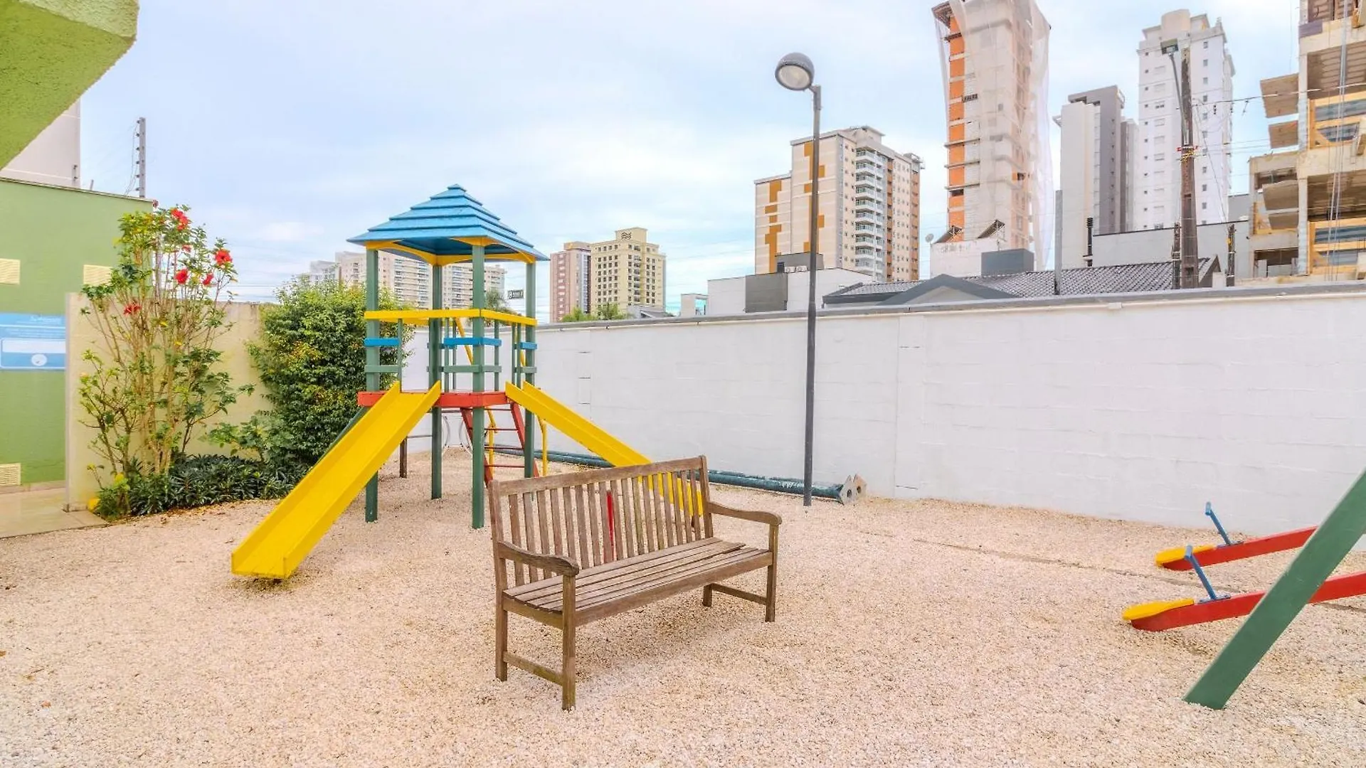 Predio Com Piscina A 400M Da Praia - Lea Piçarras 公寓